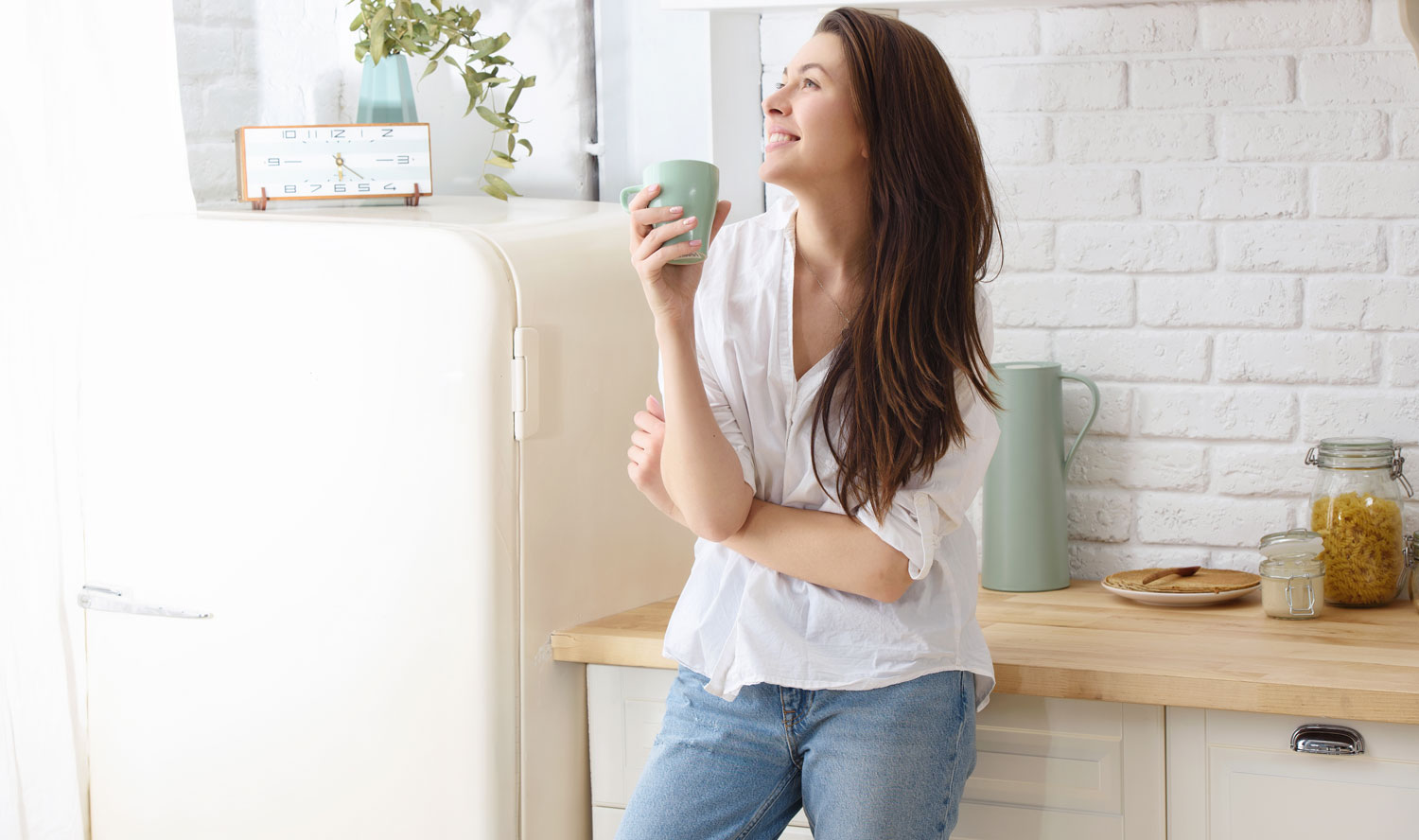 Frau mit Kaffeetasse